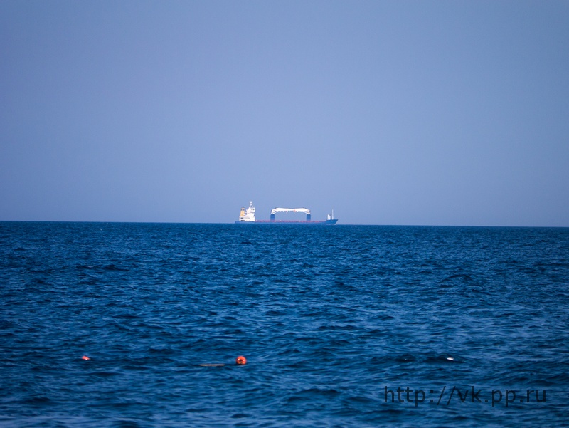 Странный корабль