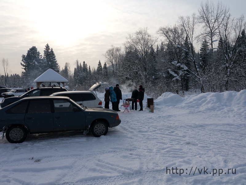 в ожидании шашлыков
