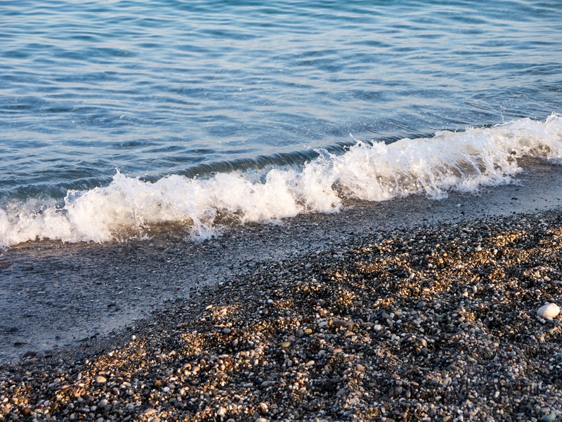 Маленькие скучные волны