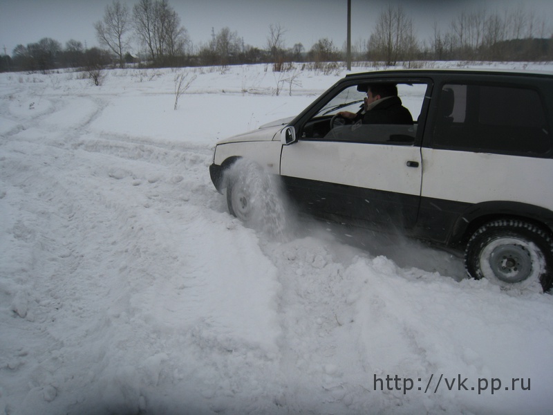 Едет, едет...